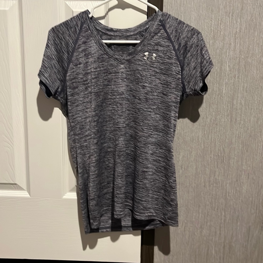 under armor t-shirt